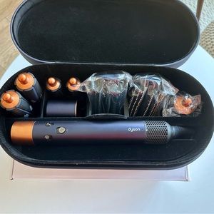 *NEW* Dyson Airwrap Complete